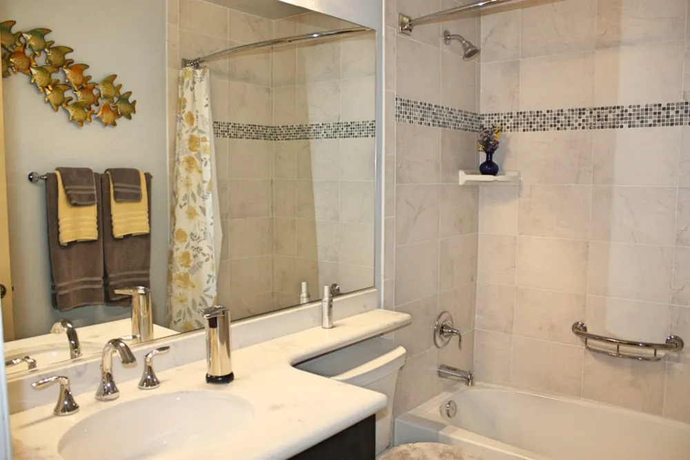 Charcoal Maple Parker Bathroom