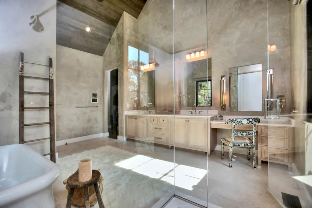 Chrystal Toth Bathroom