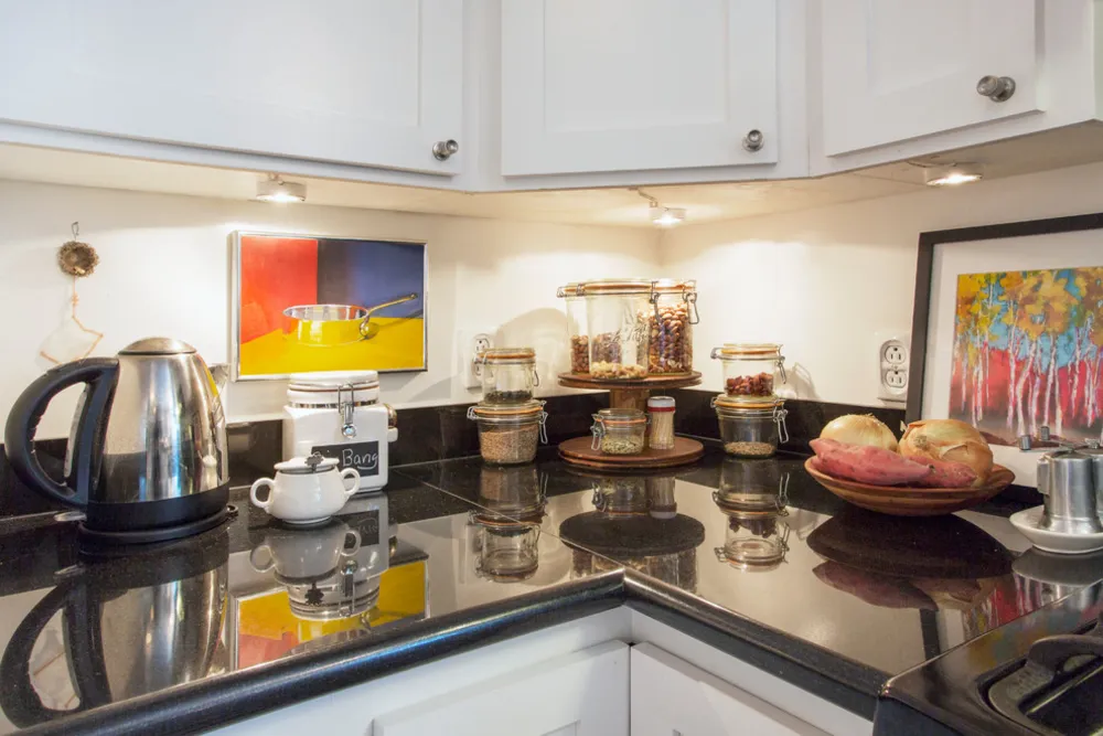 My Servista: Country Charm w domu artysty w Północnej Kalifornii