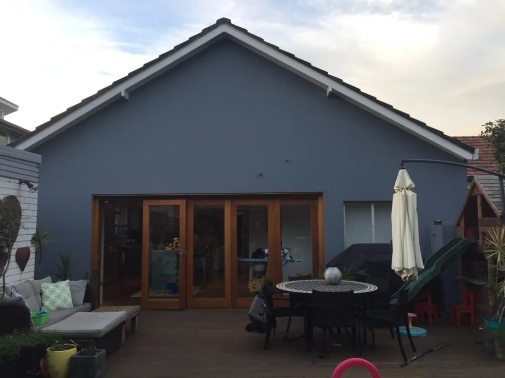 Липкий дзьоб тижня: прибудова першого поверху піднімає дах