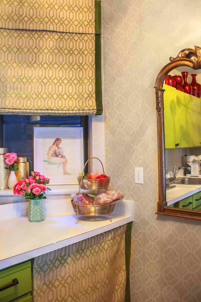 Fristigt lagdelt farve og tekstur opliver en lejlighed i Harlem