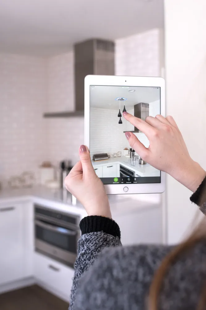 En Son Servista Uygulamasıyla Ürünleri Sanal Olarak Duvarlara veya Tavanlara Asın