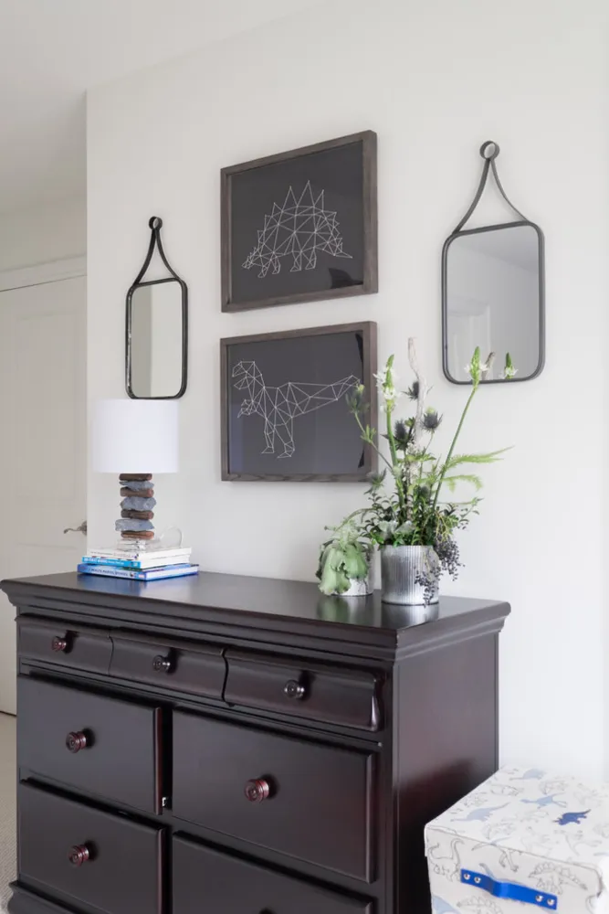 PROJEKTI FAIRBARN BOYS ROOM - DINOSAUR ROOM