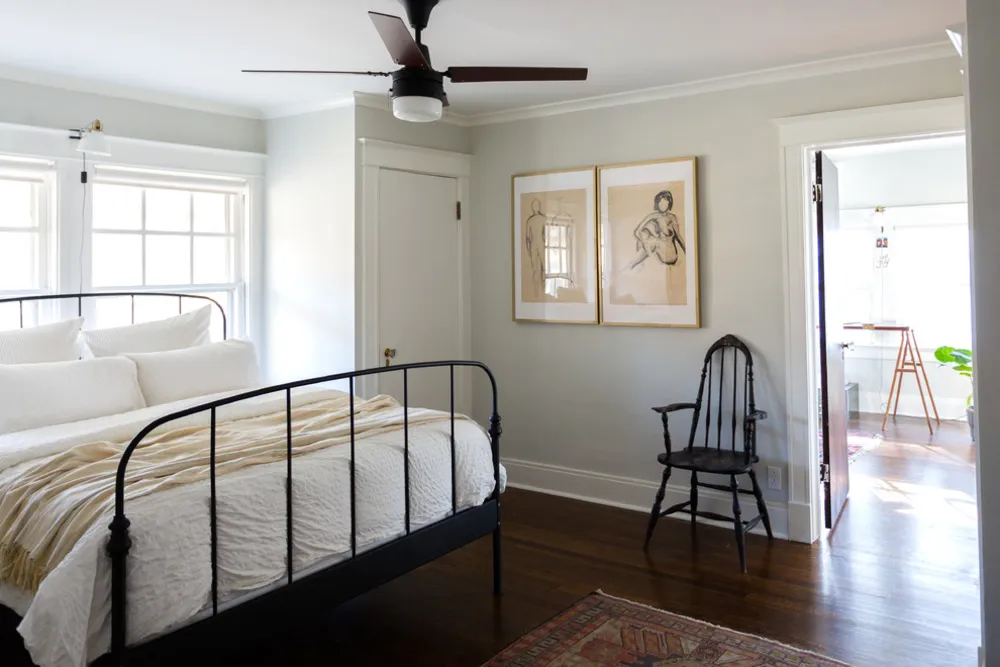 My Servista: Original Art and Vintage Treasures Fill a Missouri Home