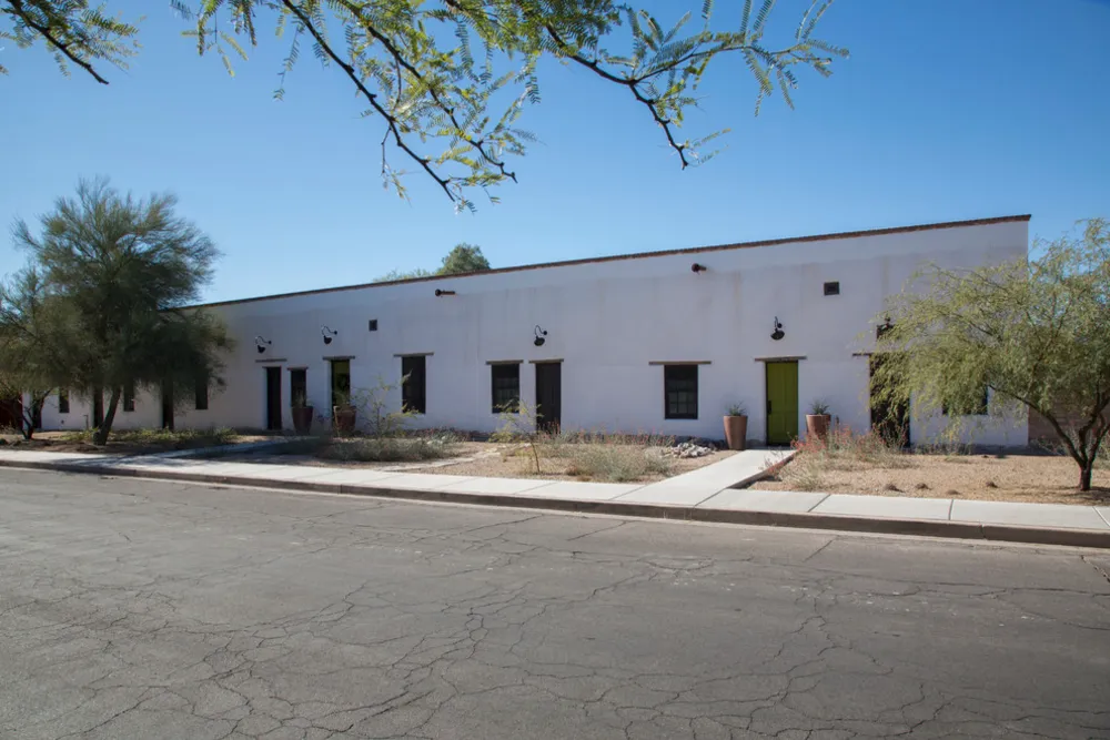 My Servista: The Arizona House Made of Mud