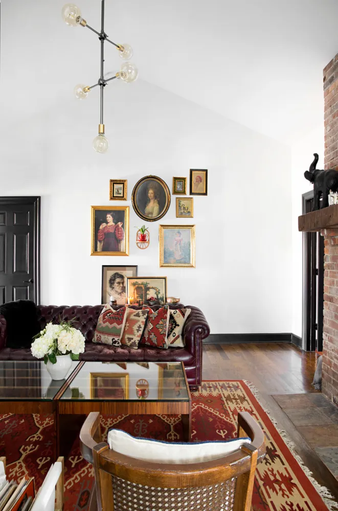 Мой Servista: черная краска украшает этот дом в Нэшвилле 1930 года