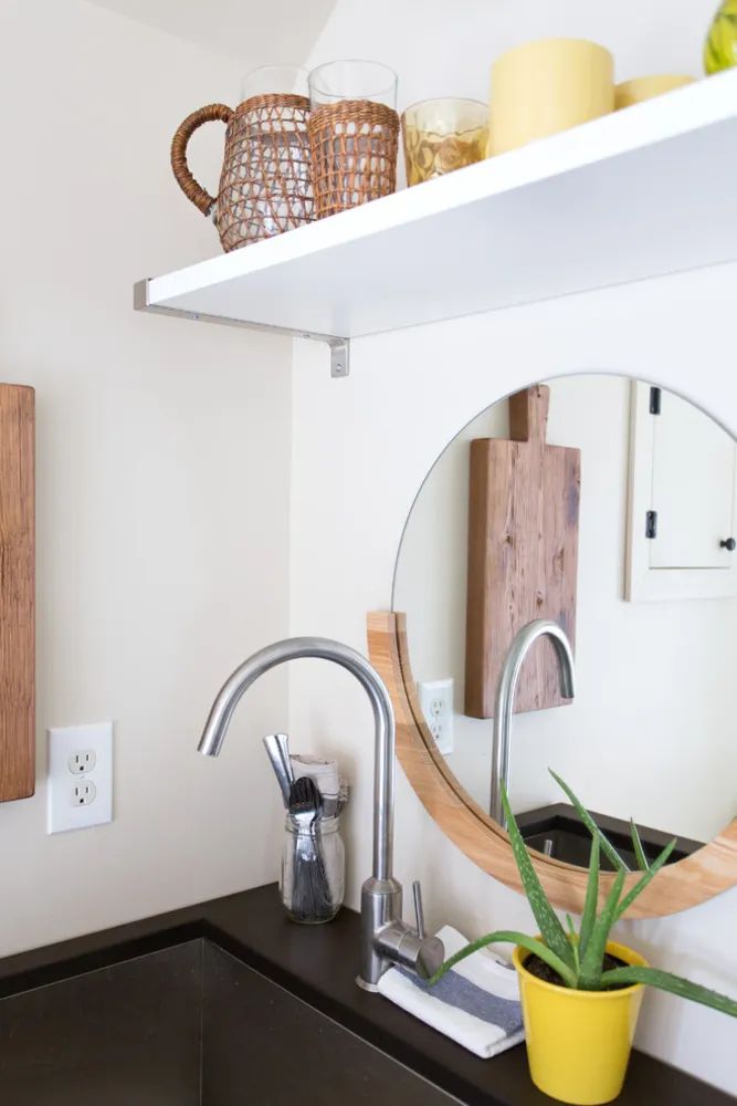 My Servista: styl retro w wolnostojącym garażu przekształconym w mały dom