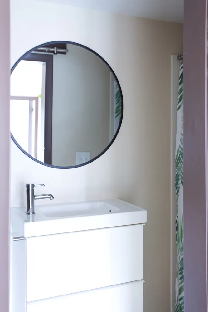 My Servista: styl retro w wolnostojącym garażu przekształconym w mały dom