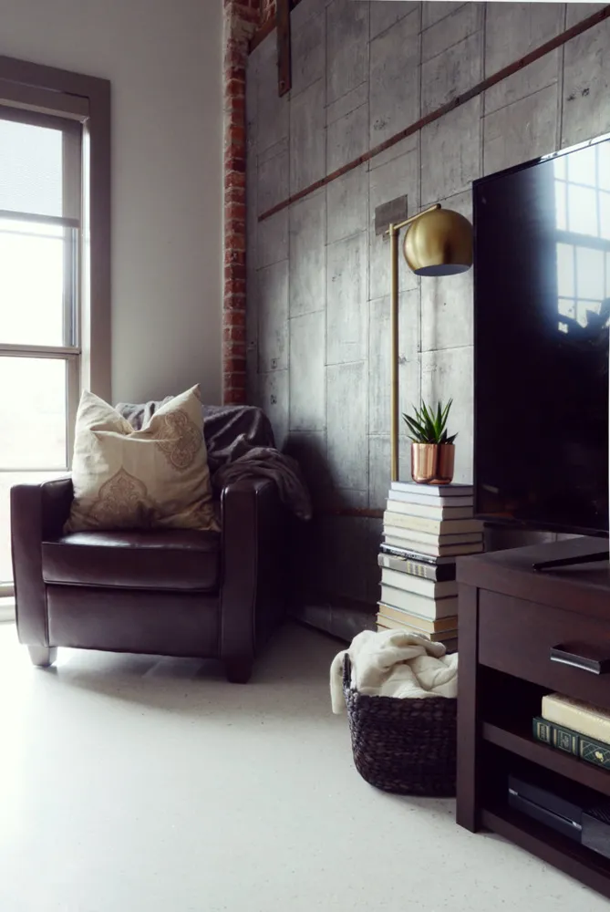 My Servista: un loft industrial monocromático y temperamental en Boston