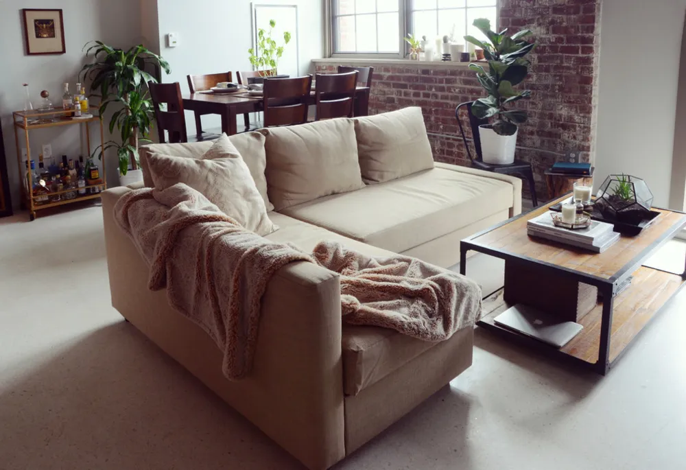 My Servista: un loft industrial monocromático y temperamental en Boston