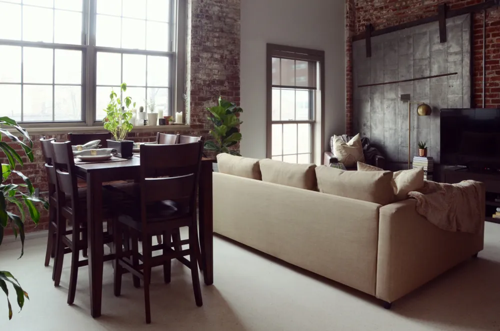 My Servista: un loft industrial monocromático y temperamental en Boston