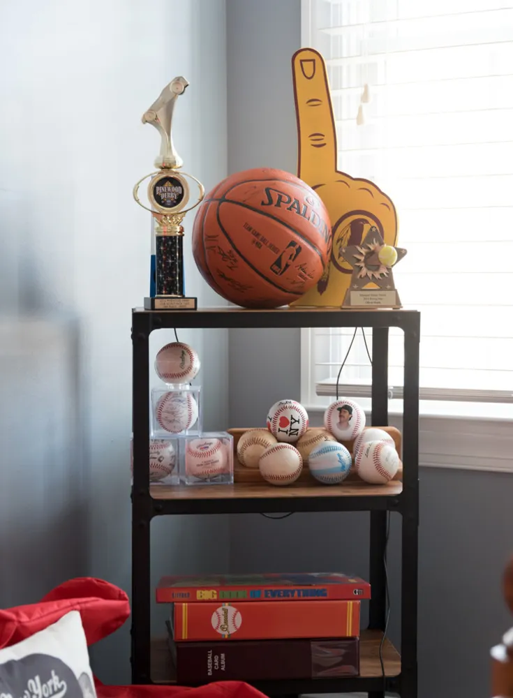 My Servista: Bright Colours in a Virginia Family Home