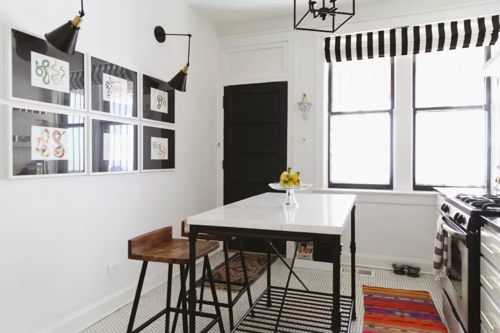 My Servista: Chic Neutrals in a Designer's Chicago Condo