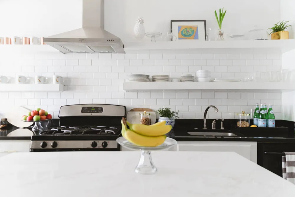 My Servista: Chic Neutrals in a Designer's Chicago Condo