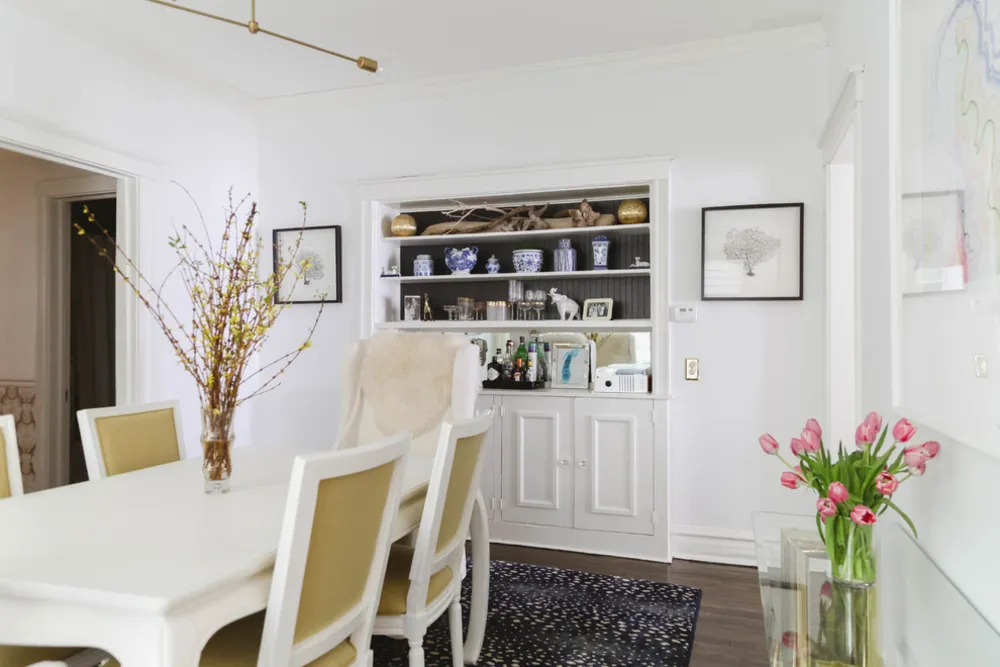 My Servista: Chic Neutrals in a Designer's Chicago Condo