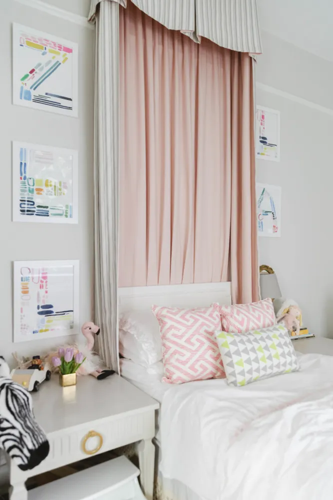 My Servista: Chic Neutrals in a Designer's Chicago Condo