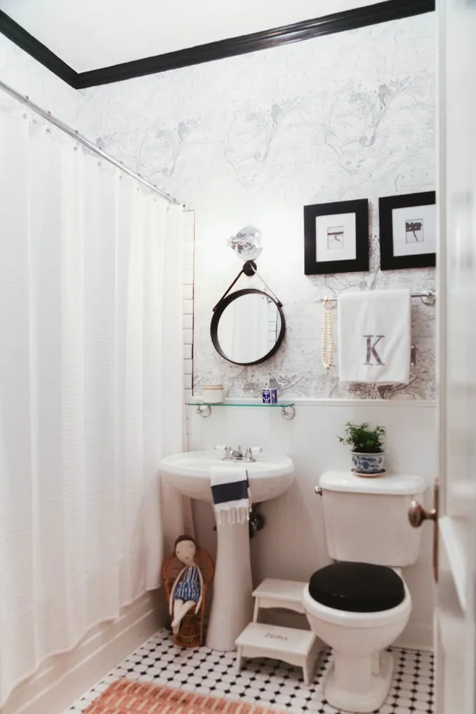 My Servista: Chic Neutrals in a Designer's Chicago Condo