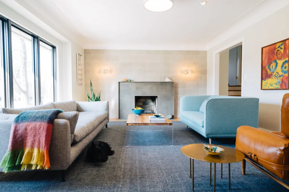 Nowoczesne ranczo i dodatek z połowy wieku