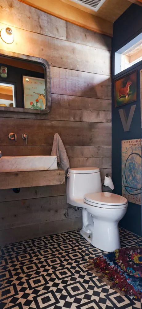 My Servista: Los Angeles'ta Ağaç Ev Gibi Bir Evde Günlük Boho Stili