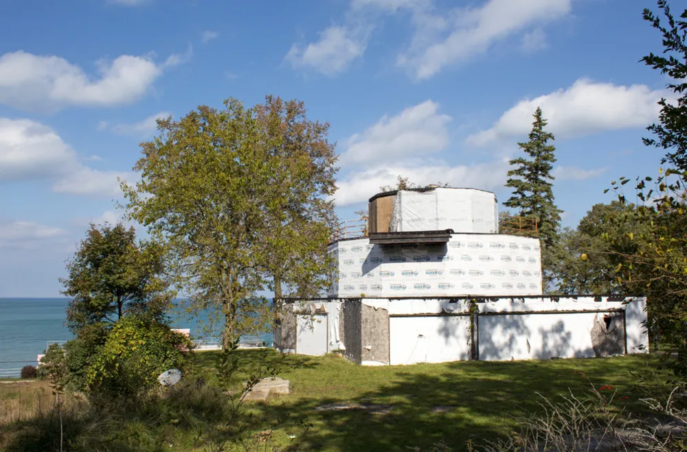 Haus der Zukunft mit Blick auf den See