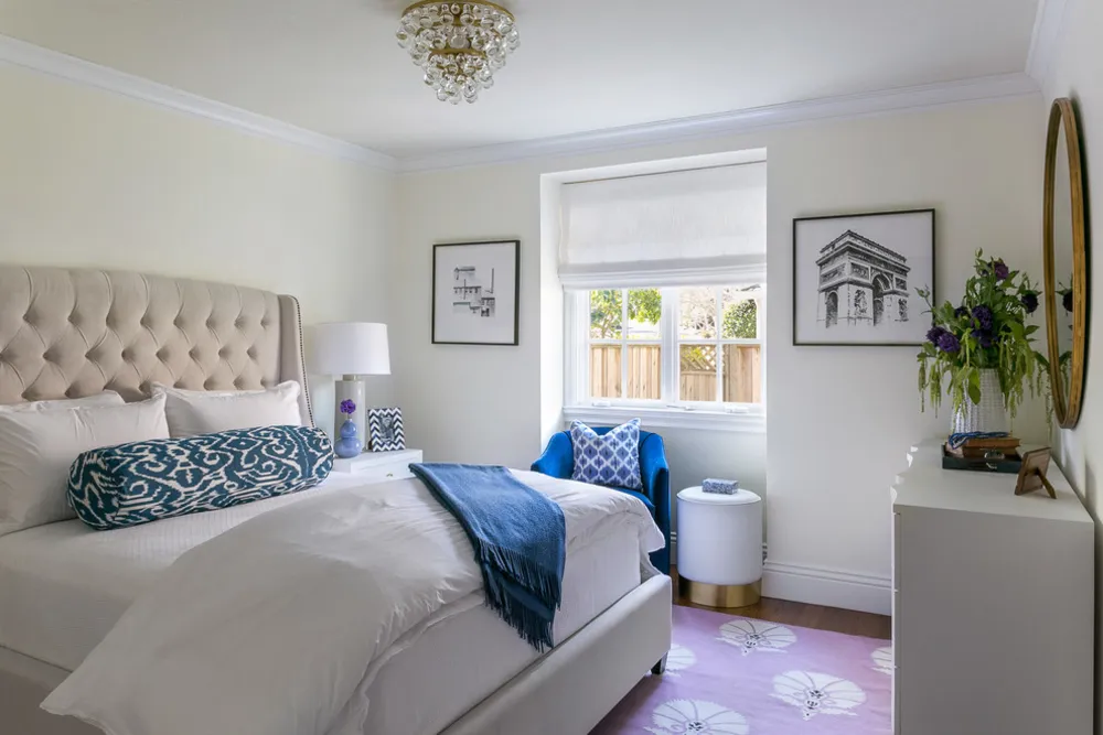 Hienoileva makuuhuone nuorelle aikuiselle