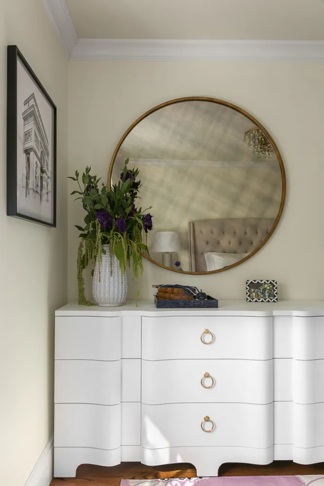 Kehistynyt makuuhuone nuorelle aikuiselle