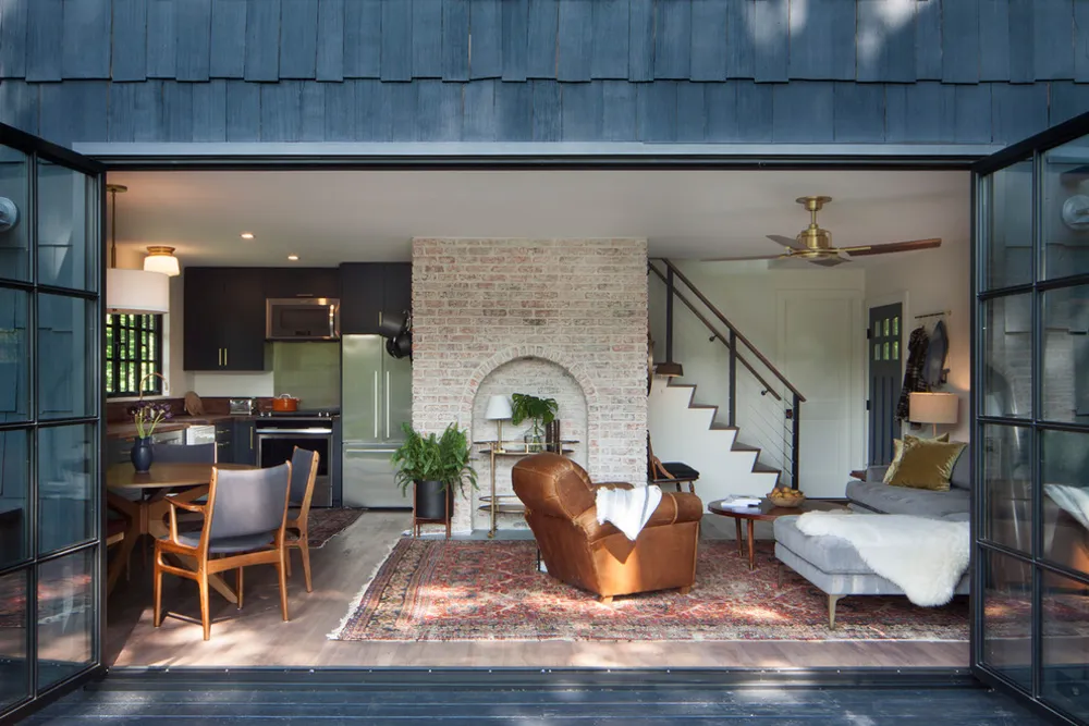 Kabina s výhledem na řeku