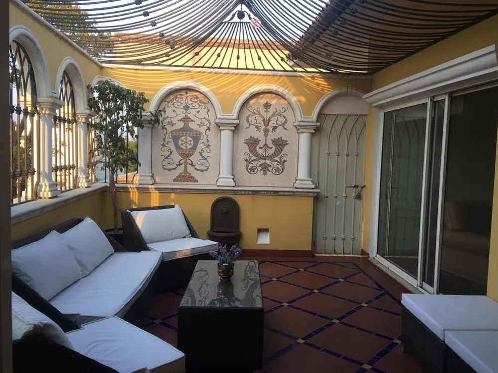 Escape Into 20 of Servistaers' Favorite Outdoor Rooms