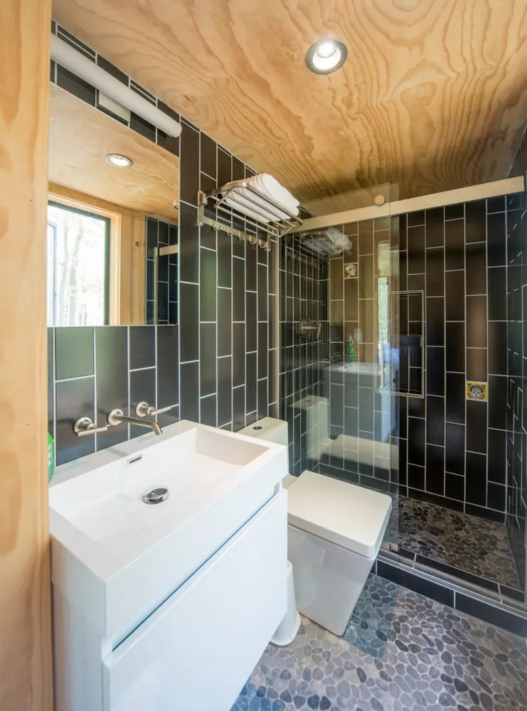 Thurso Bay Love Shack