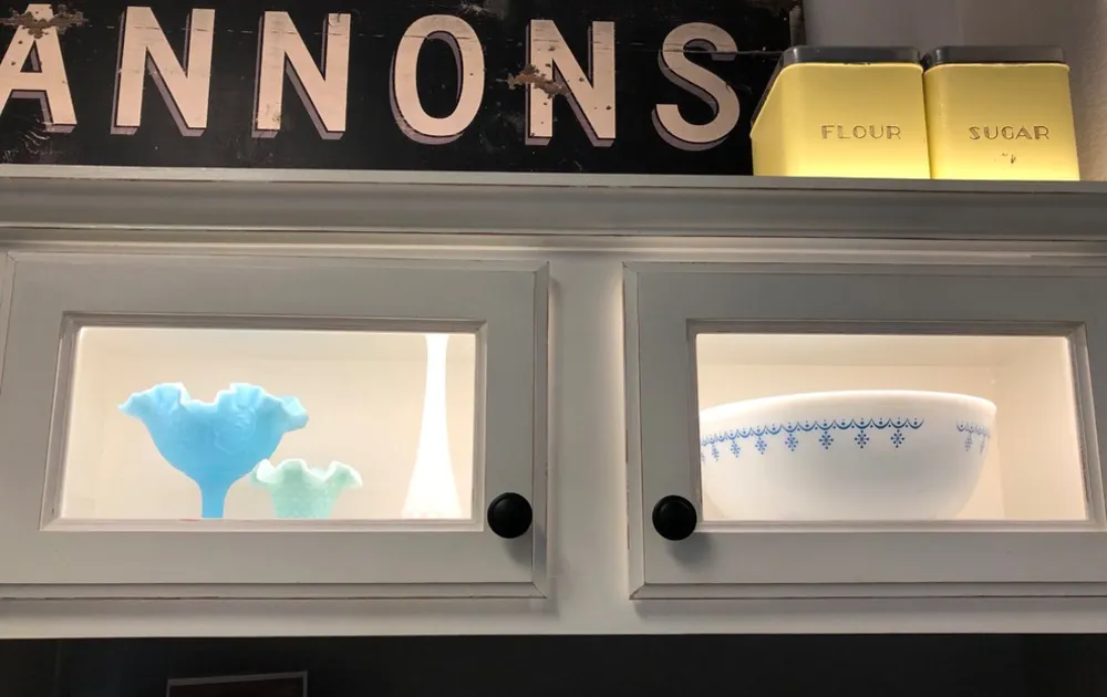 Par gør over deres køkken et trin ad gangen