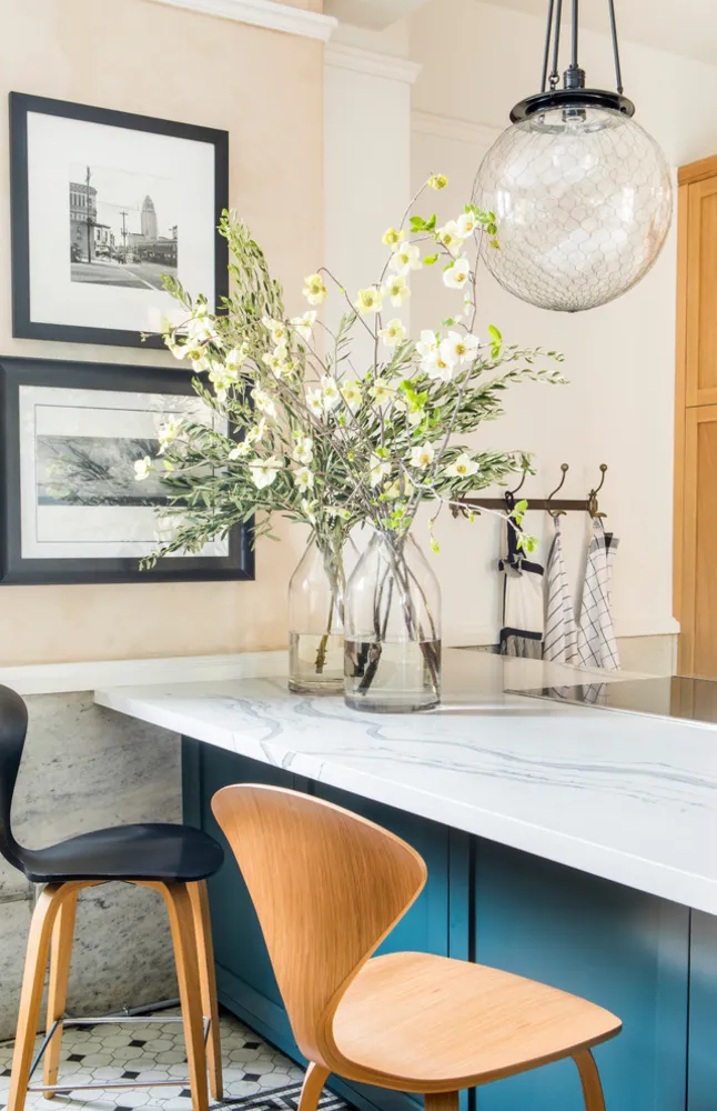 Transitional Kitchen & Bath Design