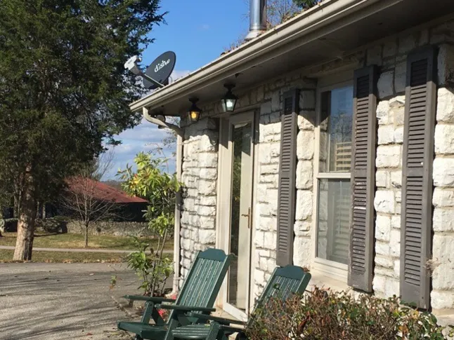Servista Tour: Kentucky Country Comfort op 750 vierkante voet