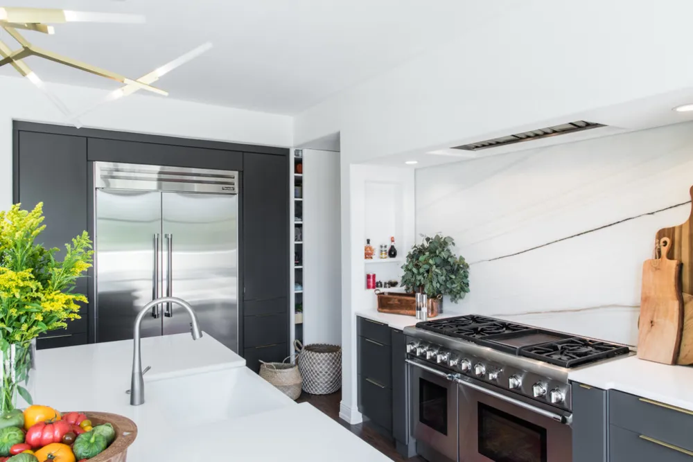 His 'n Hers Kitchen with Scullery Kitche