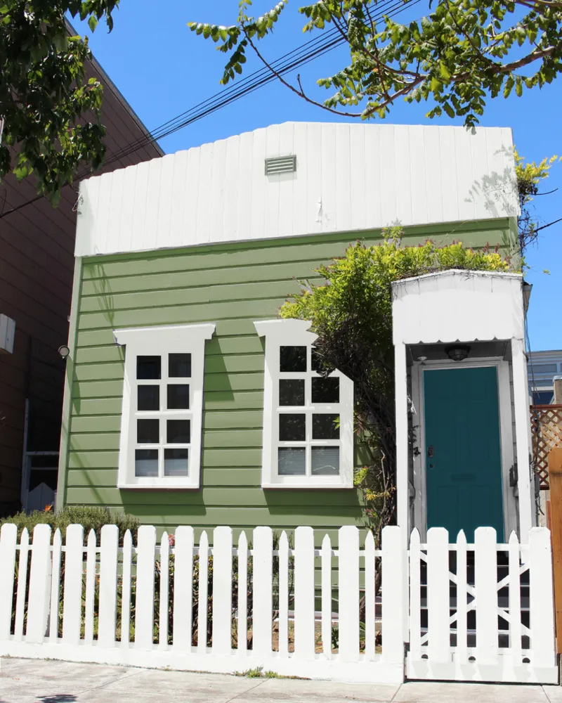 Hvilken farve skal Rachel male sit hus?