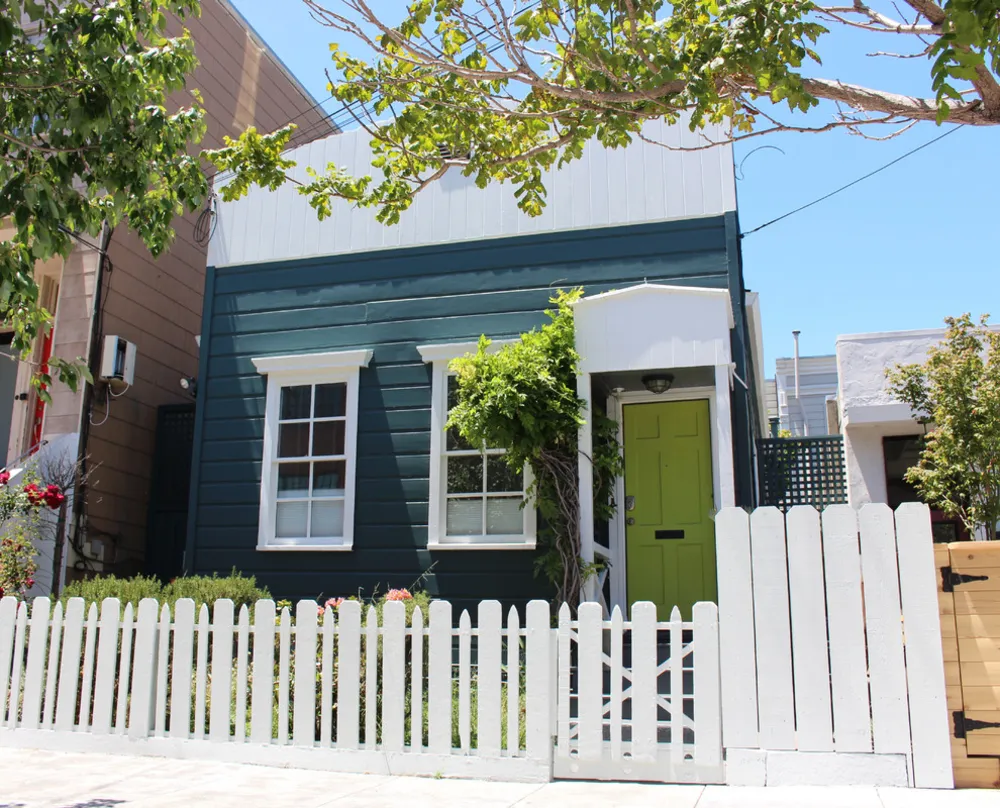 Se hvilken farve Rachel malede sit hus