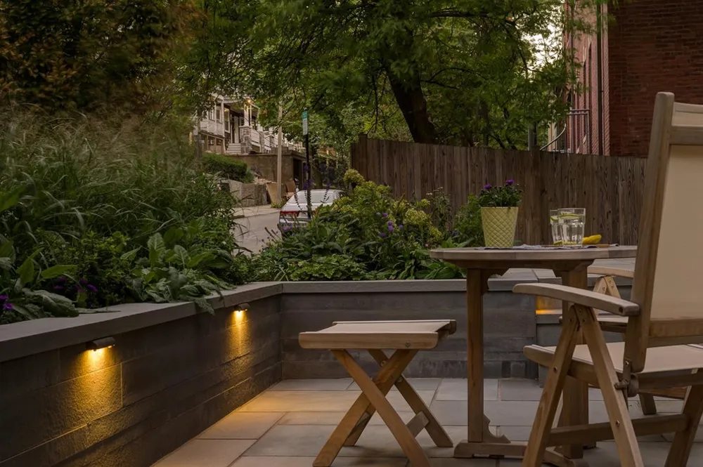 Brookline Modern Ön Bahçe