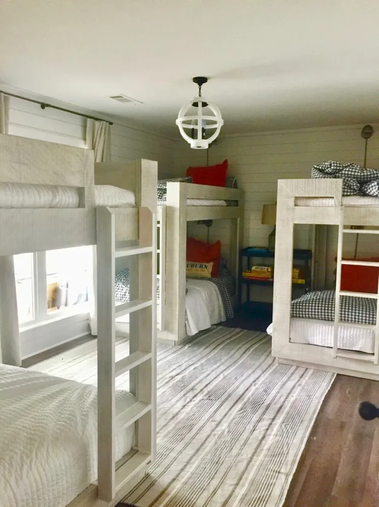 Servista Tour: Alabama Lake House roste s rozšířenou rodinou