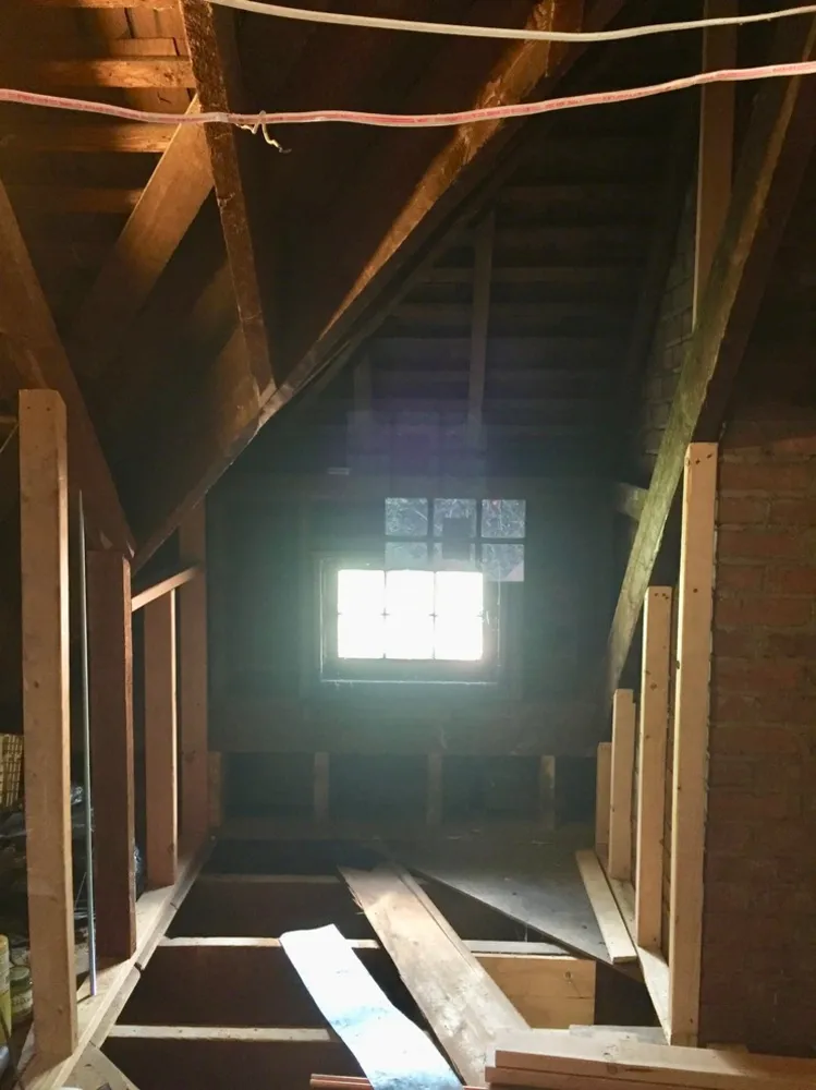 Vintage Craftsman Guest Bath