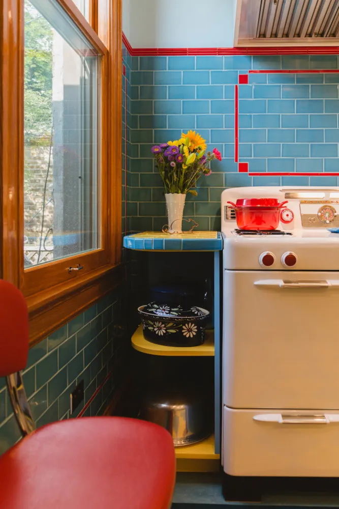 Art déco-stil från depressionstiden inspirerar ett Chicago-kök
