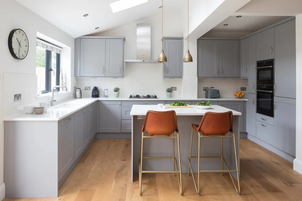 Chatsworth Light Grey