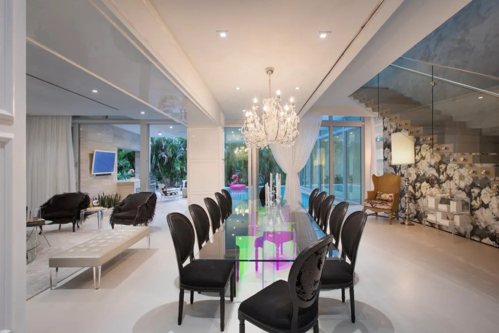 Maison moderne au pays des merveilles