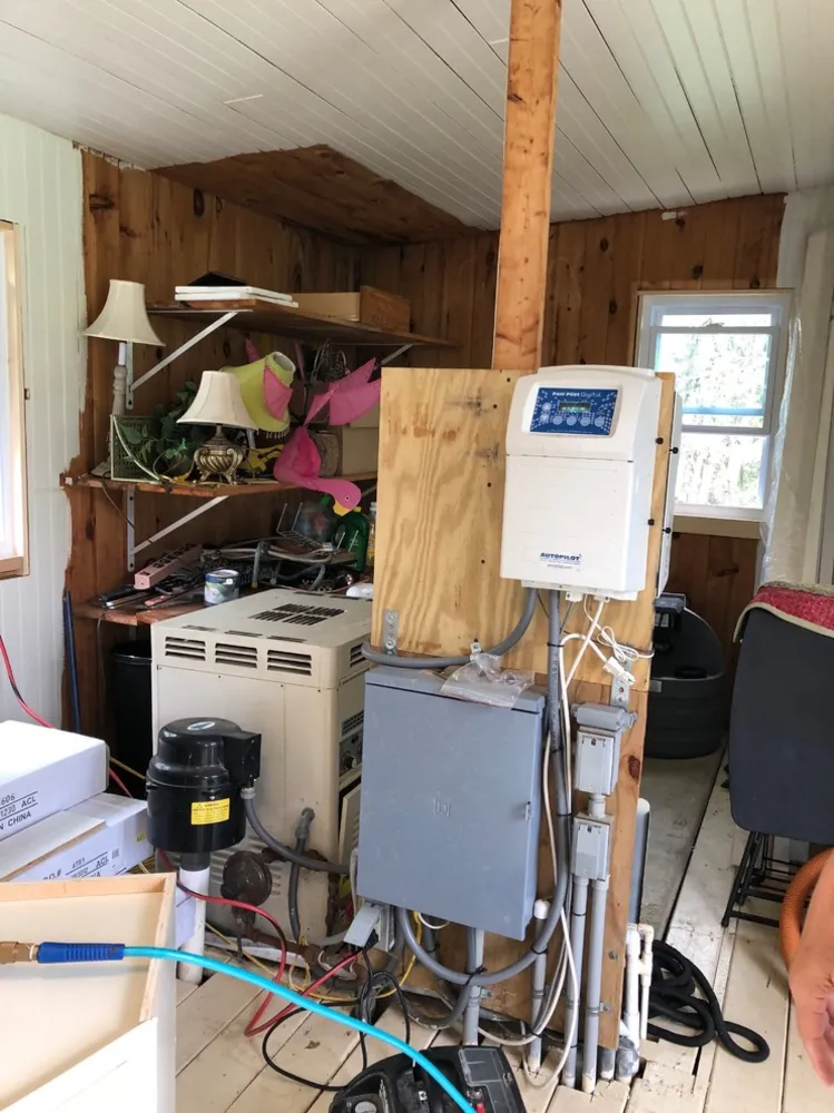 Servista'ım: Yıpranmış Havuzlu Ev İçin Mutlu Güncelleme