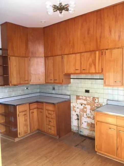 Ett Chicago kök inspirerat av art déco, stil med depressionseran