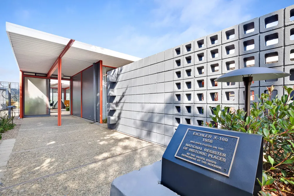 X-100 Eichler Homes, San Mateo Highlands