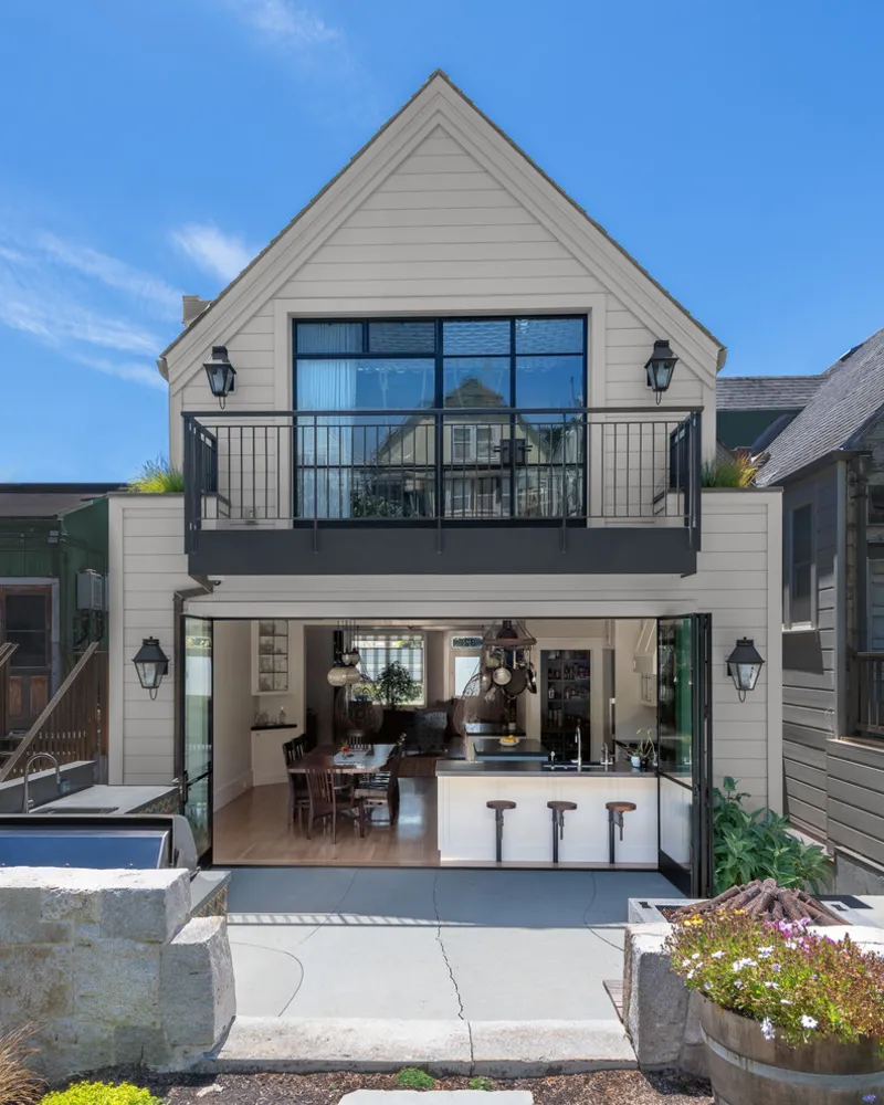 Bernal Heights Residence