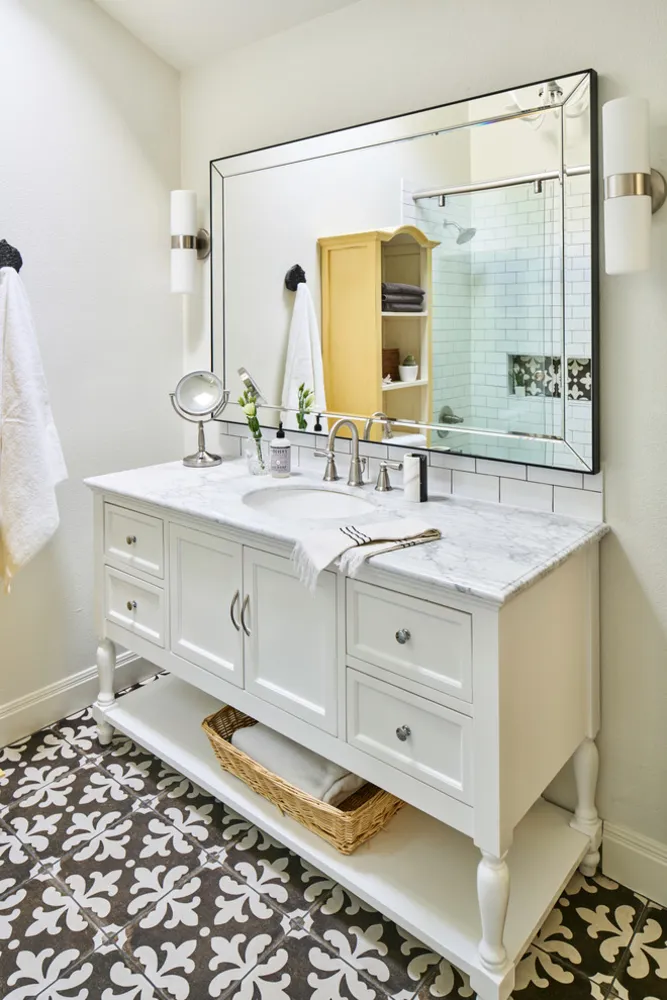Halten Sie Austin komisch!