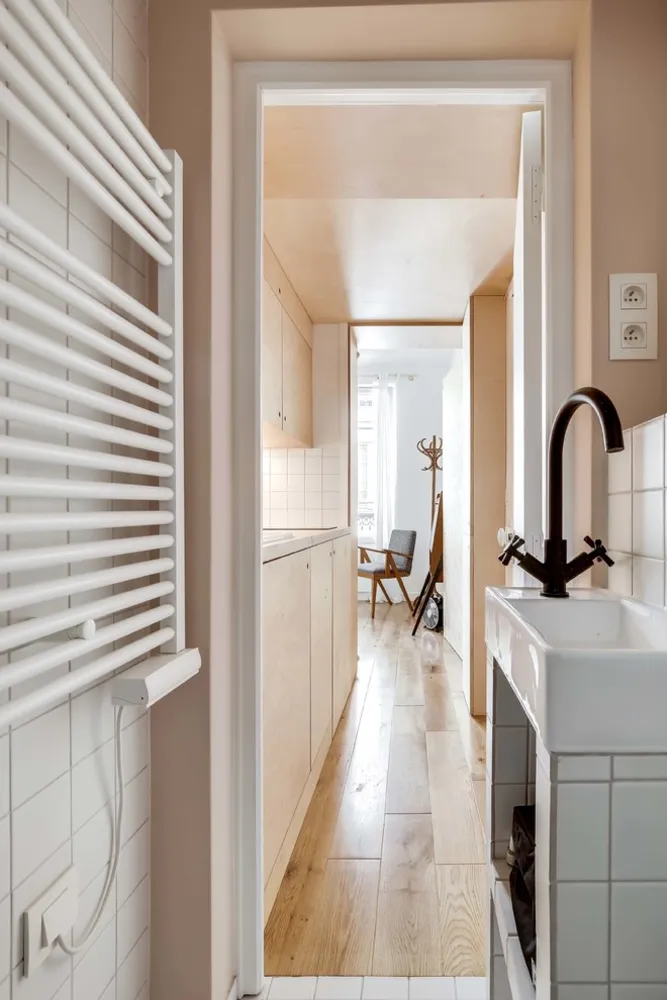 Salle de bain - Vue sur la cuisine