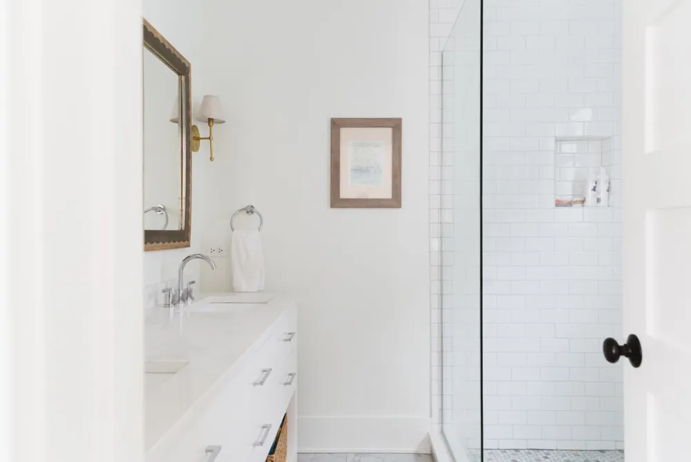 My Servista: colori neutri calmi e nitidi in una casa di Chicago del 1887 ristrutturata