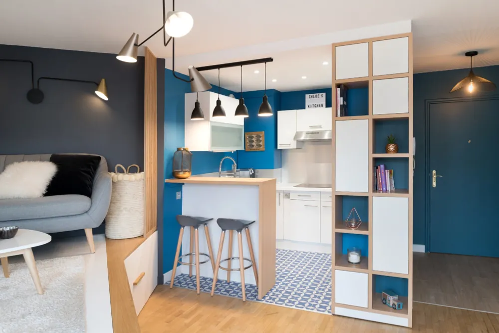 UN STUDIO COCOONING – Rénovation d’une petite surface/mobiliers sur-mesure