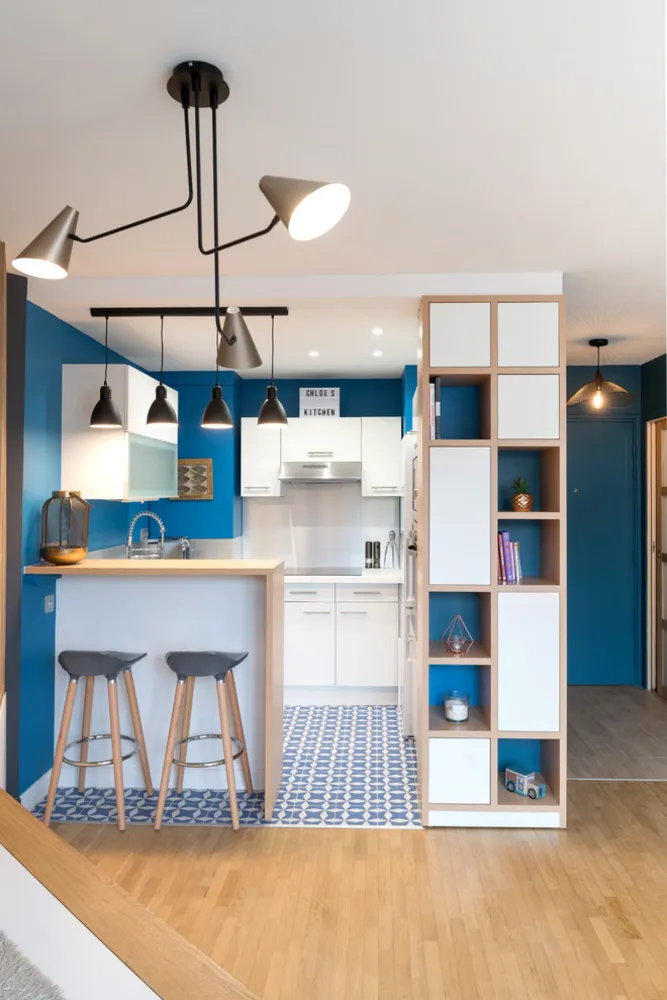 UN STUDIO COCOONING – Rénovation d’une petite surface/mobiliers sur-mesure